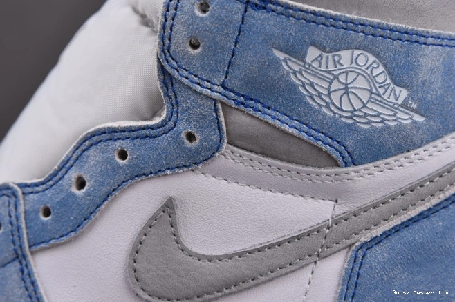 1 Retro Jordan Royal High OG Hyper 555088-402 0522